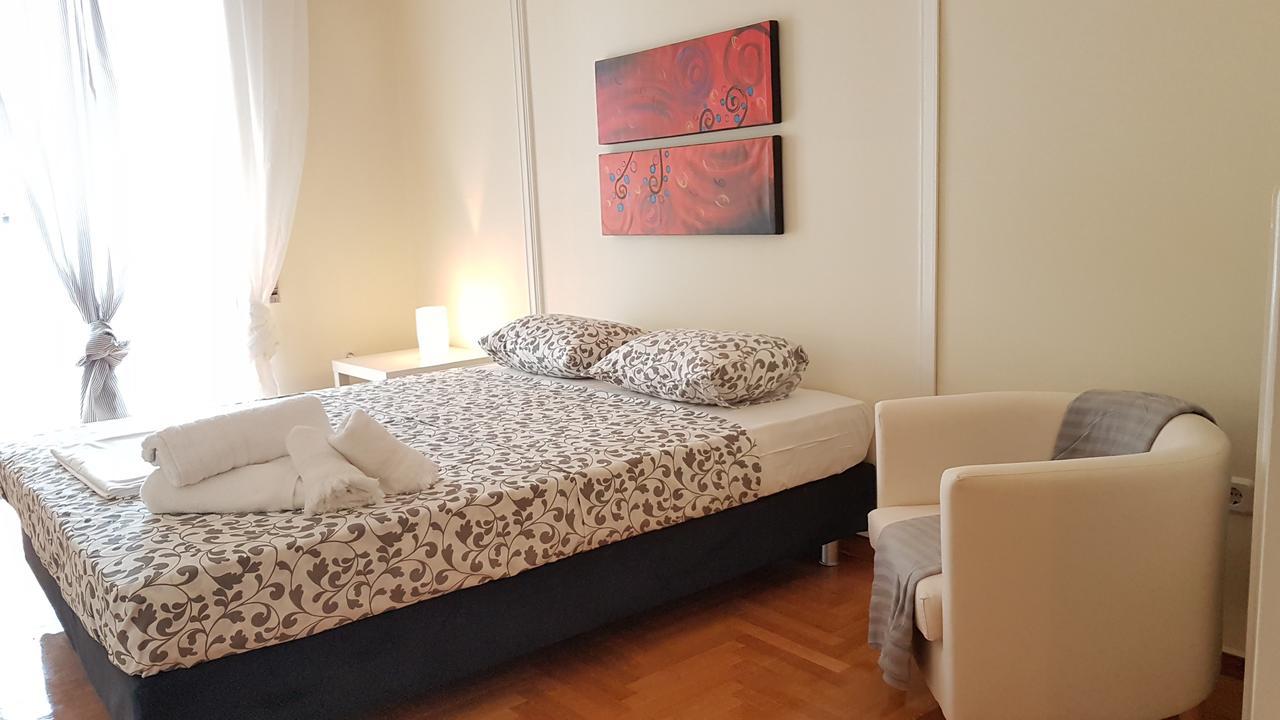 Menta Errathens Apartment - Athens Center, 5 Bd, 2 Bath Kültér fotó
