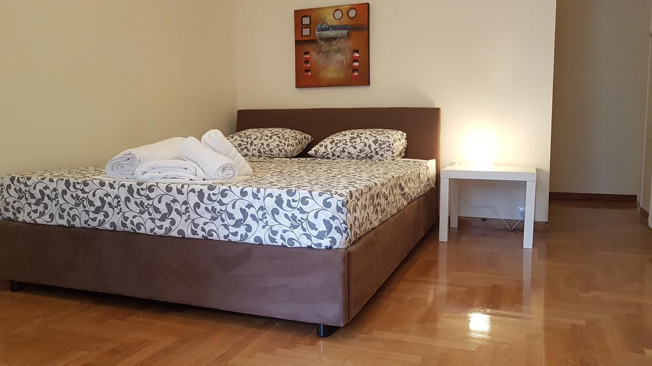 Menta Errathens Apartment - Athens Center, 5 Bd, 2 Bath Kültér fotó